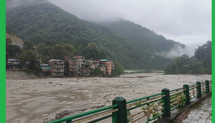 الهند: فقدان 23 جندي إثر فيضانات ضربت البلاد