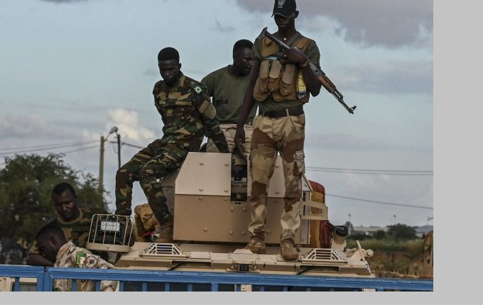 النيجر : مقتل 29 جندياً في هجوم مسلح