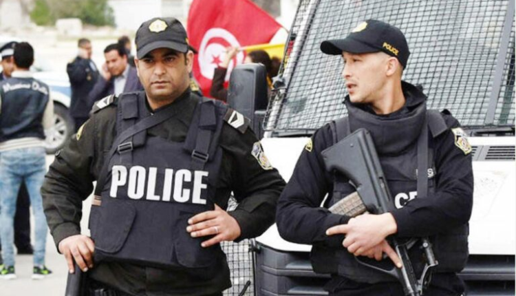 تونس : فرار 5 سجناء من ضمنهم المتورط في إغتيال شكري بلعيد سنة 2013