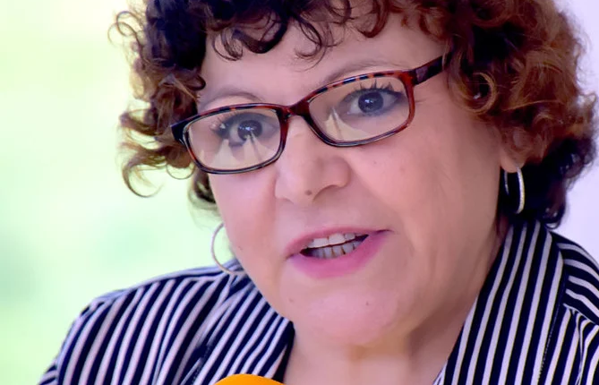 وفاة الكاتبة الإعلامية فاطمة الوكيلي