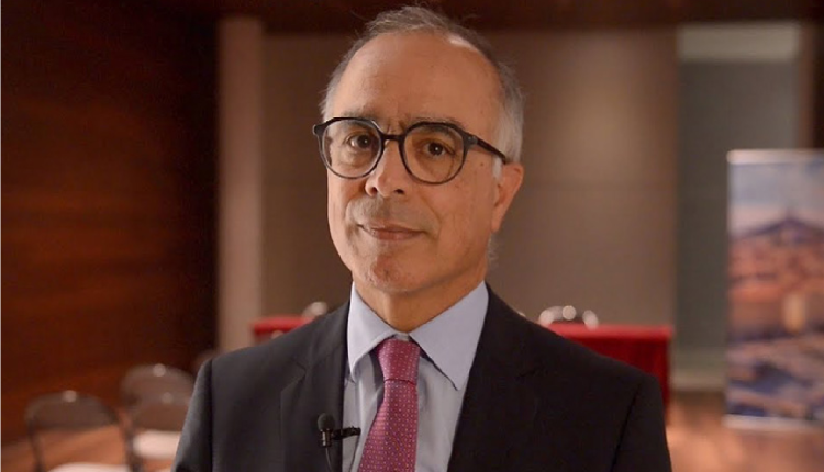 الحكومة تناقش مشروع اللغات الأجنبية ضمن إطار تربوي واضح