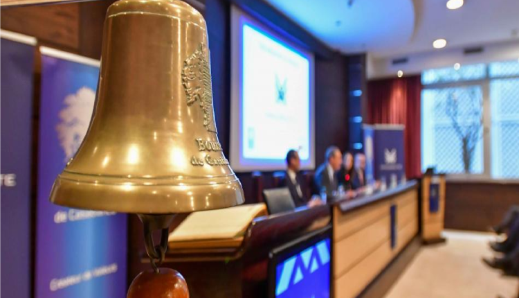 بورصة البيضاء تستهل تداولاتها بوقع ايجابي