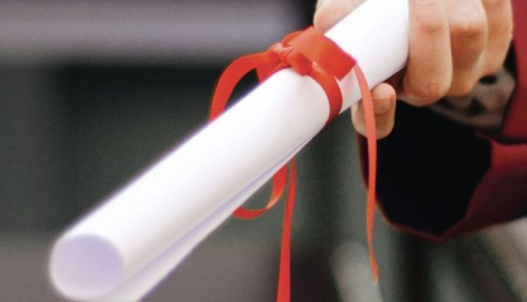 تعيين مدير المصالح بجماعة الرباط بدبلوم وهمي