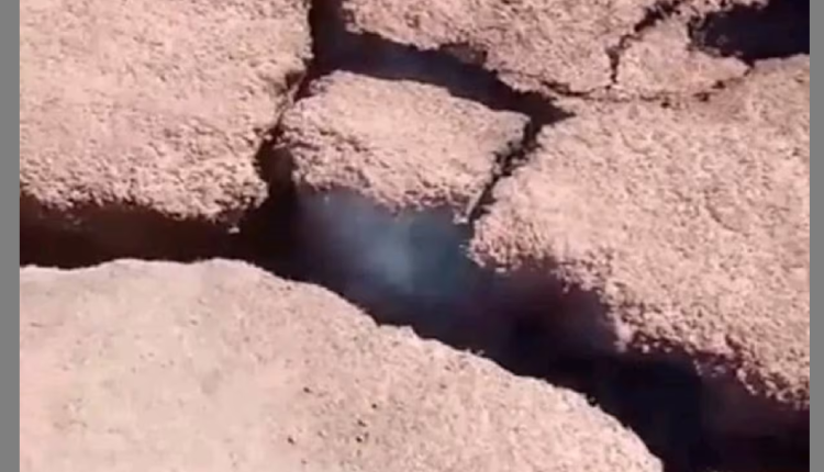 حقيقة الدخان المنبعث من باطن الأرض في مراعي “تنكارف