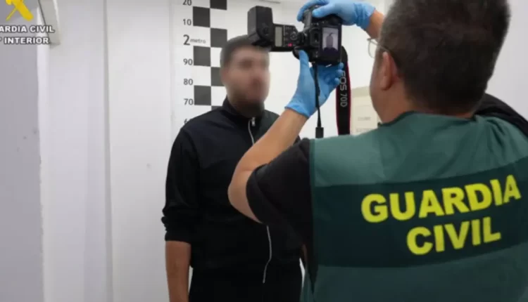 المغرب: اعتقال "كريم البقالي" المتورط في مقتل حارسين إسبانيين وتسليمه ل"إسبانيا"