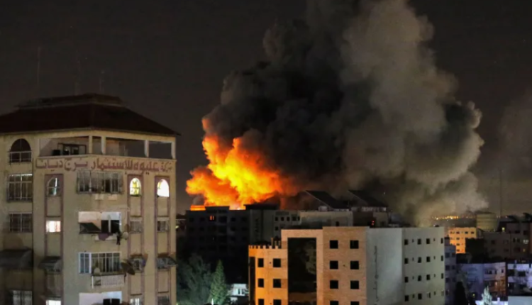 استهداف عدة مدن "إسرائيلية" بالصواريخ والطائرات المسيرة