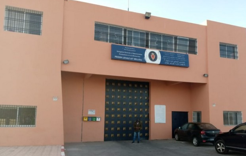 إدارة سجن "آيت ملول" توضح ظروف وفاة أحد السجناء وتعلن فتح تحقيق قضائي